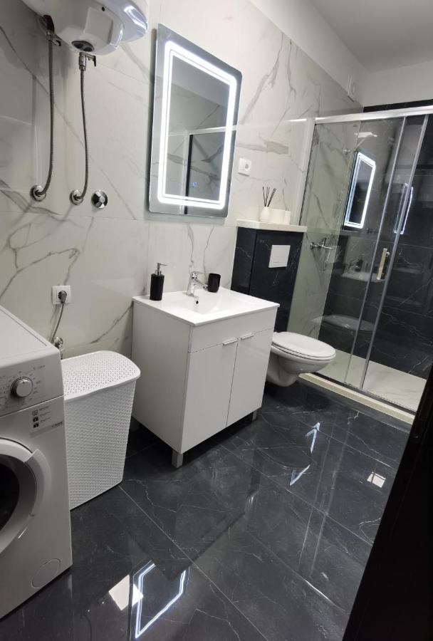 Apartman Lu เยเซนิเซ ภายนอก รูปภาพ